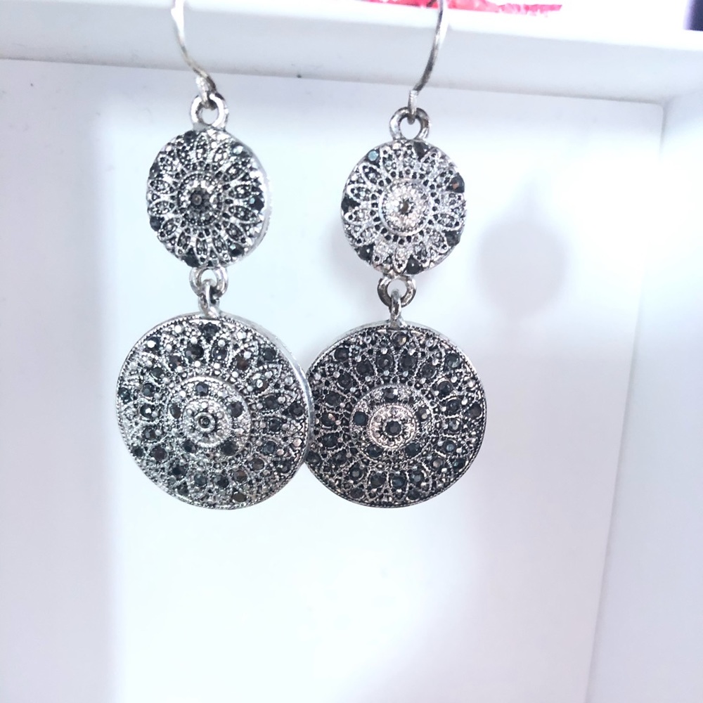 Vintage Never been Worn Dangle Earrings
